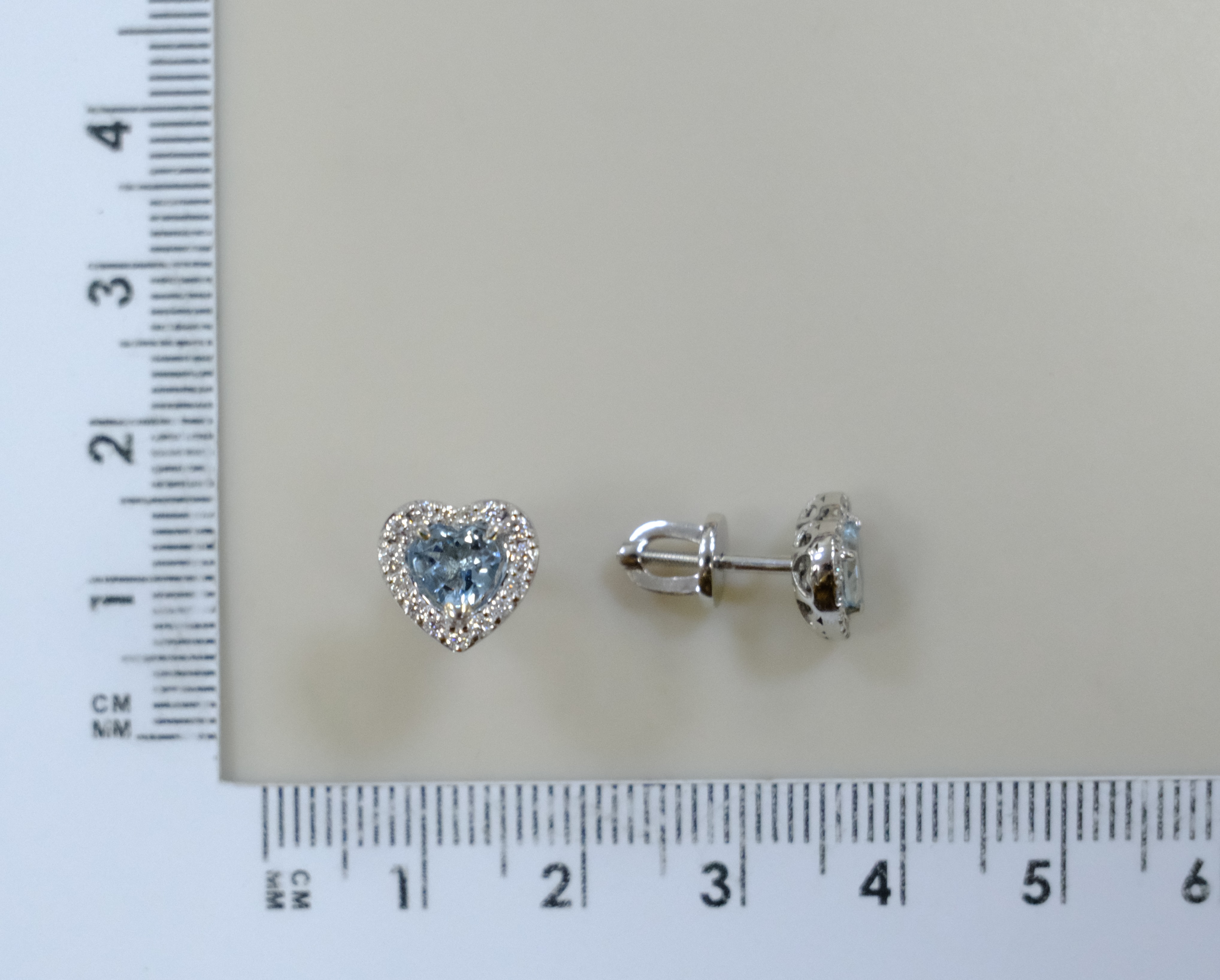 10512-000946 Серьги (Au 585)